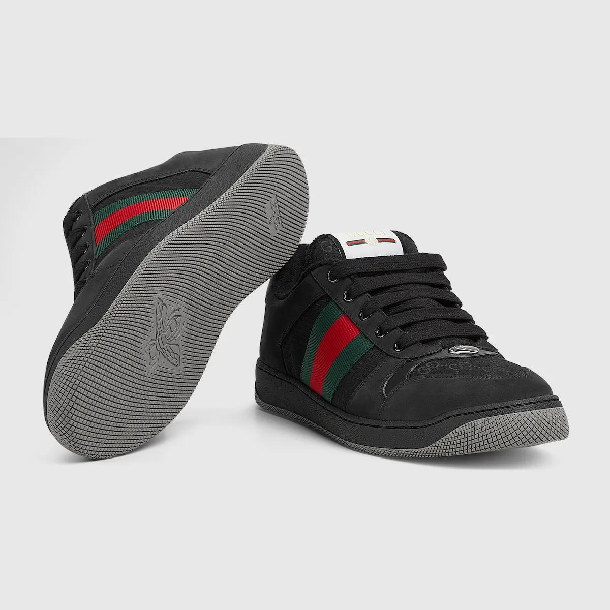 P620 Ceiling Level🔥🔥GUC**🔥🔥Screener Series Couple Decorated Web Sneakers This single product is from the Gucci Lido series, and its design is inspired by the summer style and beach clubs of the Italian coast. The Screener series of sneakers are inspired by classic sneakers from the 1970s, and the name is taken from the defensive moves in sports. This 2024 early autumn series of shoes is crafted from black rubber (a technical and malleable opaque material), with striped webbing on both sides and a Gucci printed embossed logo on the heel. Male 39-44 (customized at 38.45)